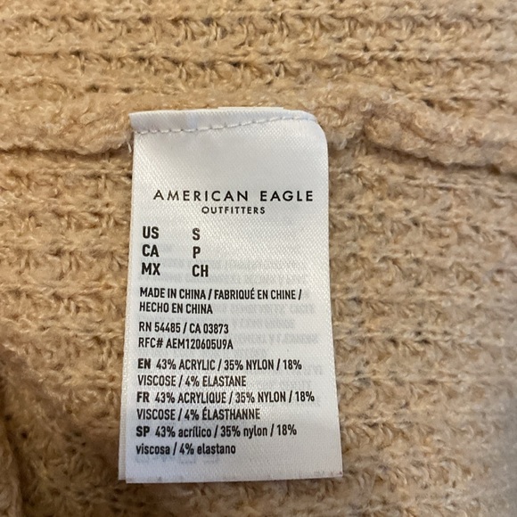 American Eagle oversized vneck sweater - Picture 6 of 6